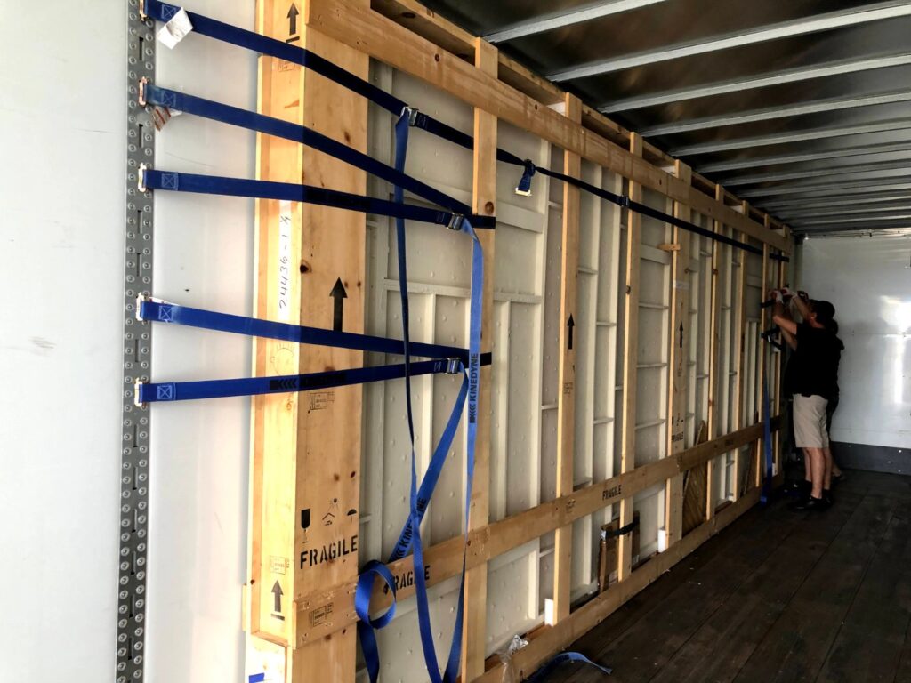 Interstate Deliveries from Los Angeles | Art Couriers