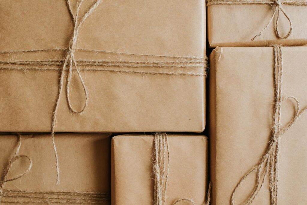 How do you package paper art